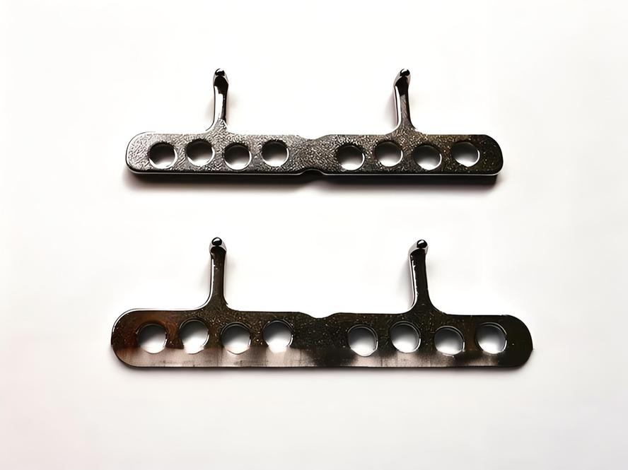 guide hook for rapier loom